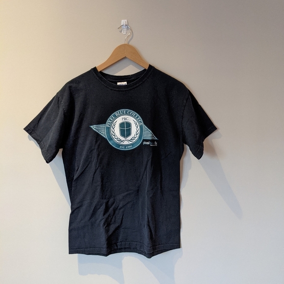 Graphic Collegiate Black Cotton T-shirt size Medium - Picture 8 of 8